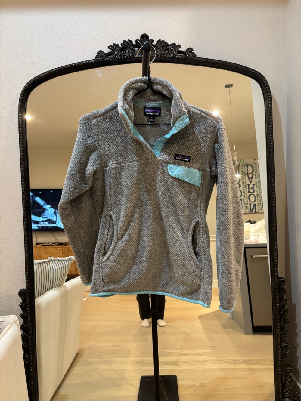 Patagonia Gray Pullover Fleece with Light Blue Trim
